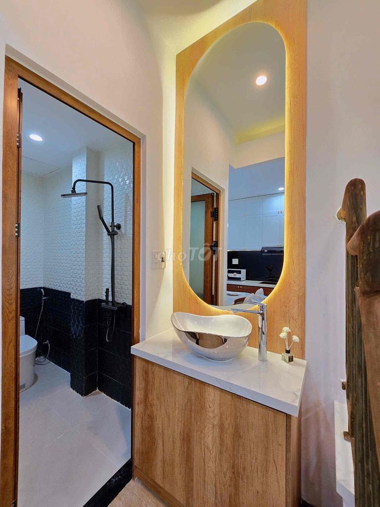Upscale 3-storey homestay house off Ông Ích Khiêm — photo 12
