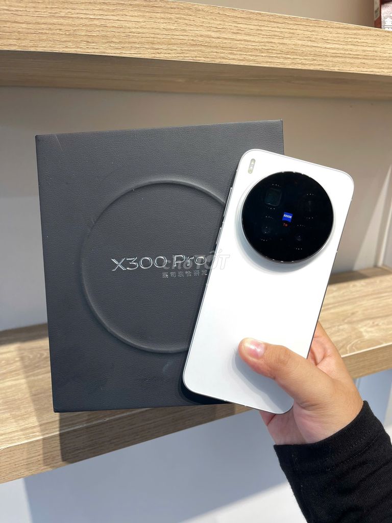 Vivo X300 Pro Trắng 16.512Gb xách tay. Mua bán Điện thoại tại Quận Tân Bình Tp Hồ Chí Minh được đăng bởi Đăng Khoa Store hình 1