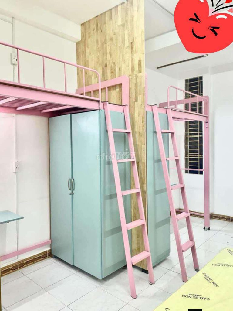 Giường tầng Kim loại Hồng 1m x 2m Kèm tủ. Mua bán Giường, chăn ga gối nệm tại Quận Bình Tân Tp Hồ Chí Minh được đăng bởi Bé mèo hình 1