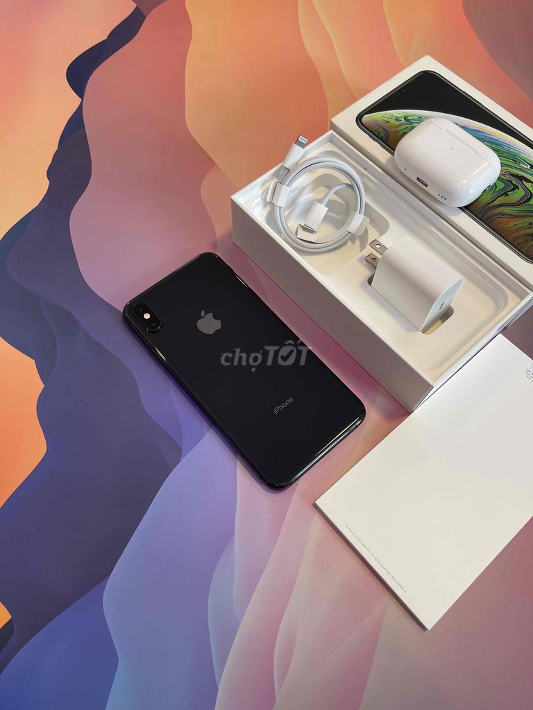 XS MAX 64 QTế Zin Hãng Zin Áp Pin 92% Có Bao Xài