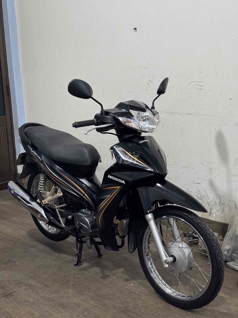 Черные номера автомобилей Honda Blade