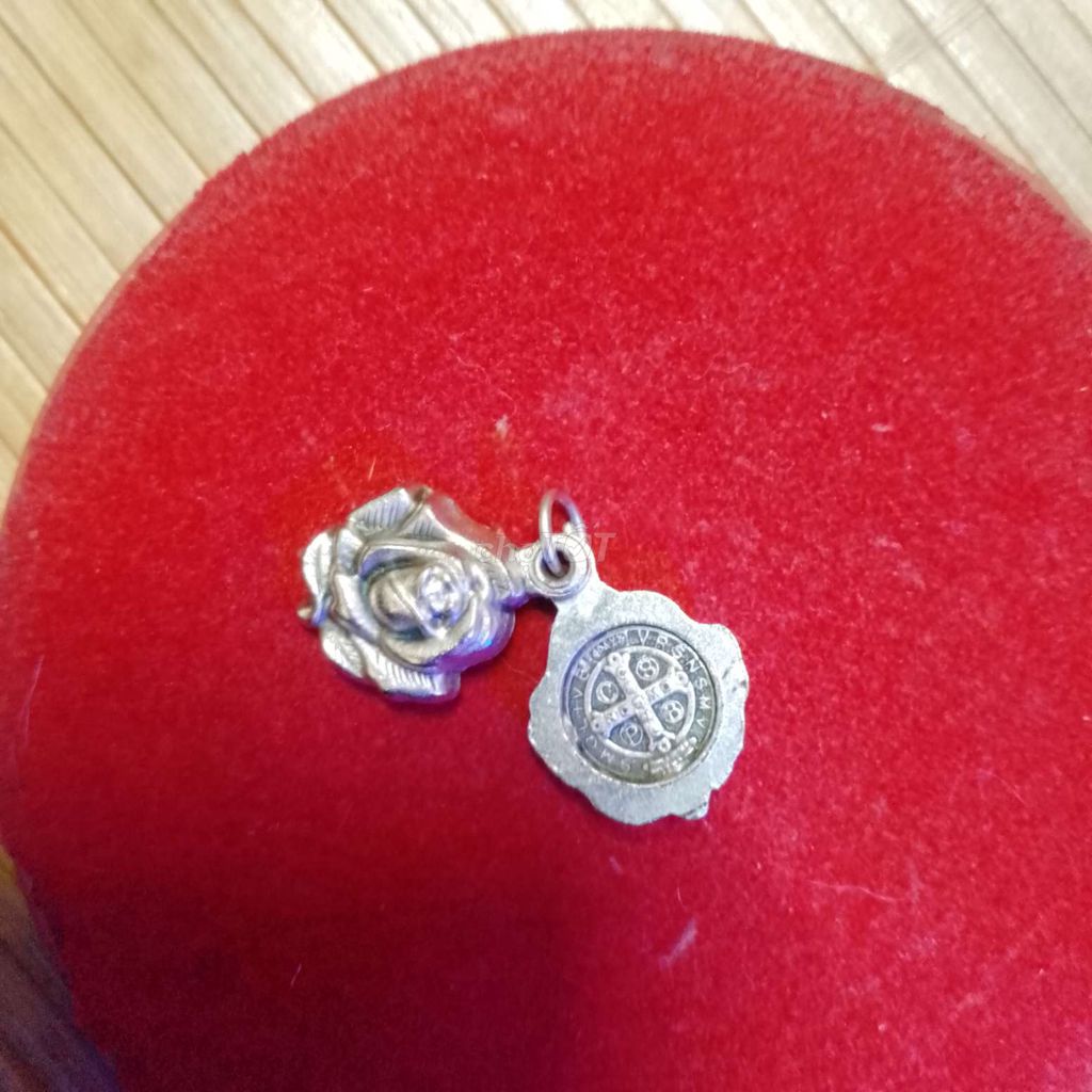 Mặt dây chuyền Kim loại Nữ. Mua bán Phụ kiện thời trang khác tại Huyện Phúc Thọ Hà Nội được đăng bởi Thanh Do hình 1