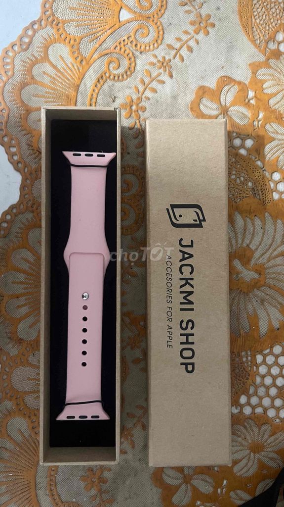Dây đeo Apple Silicon Hồng 40mm Unisex. Mua bán Thiết bị đeo thông minh tại Thị xã Bến Cát Bình Dương được đăng bởi sự hình 1
