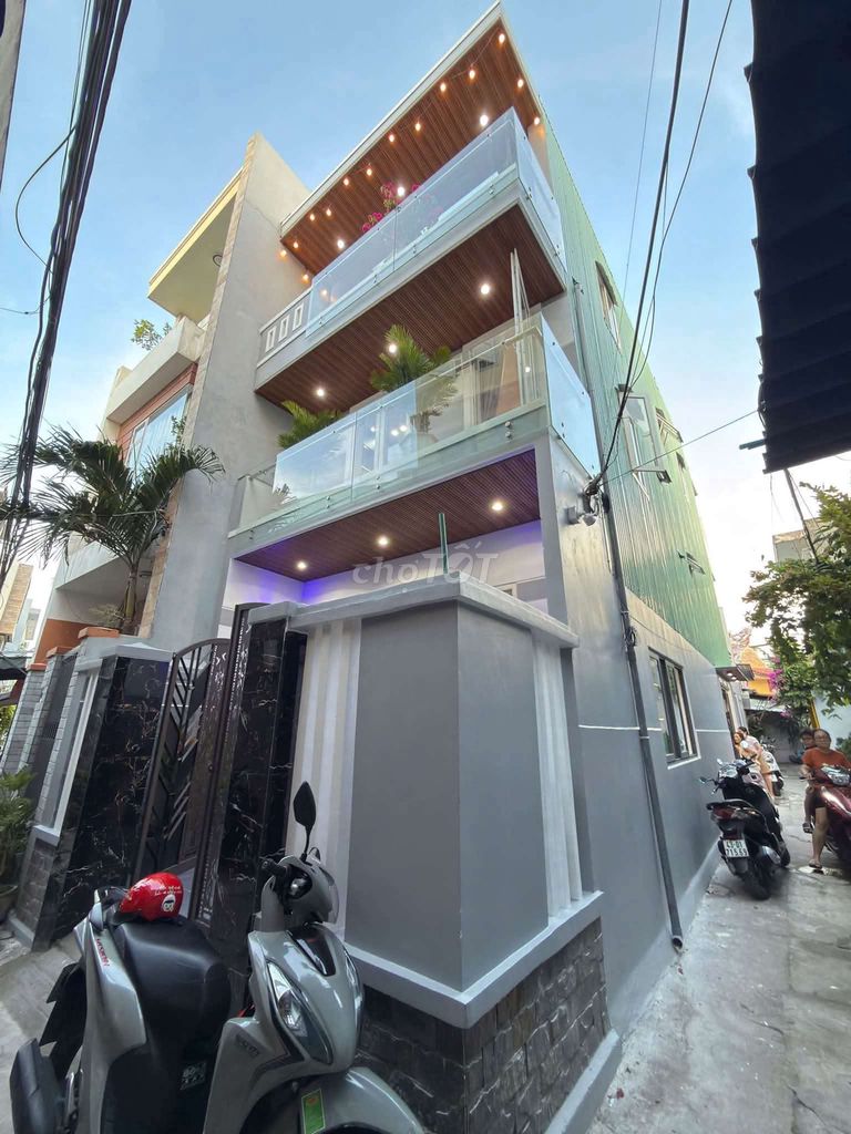 Siêu phẩm 3 tầng, kiệt Cù Chính Lan - Thanh Khê- Đà Nẵng 