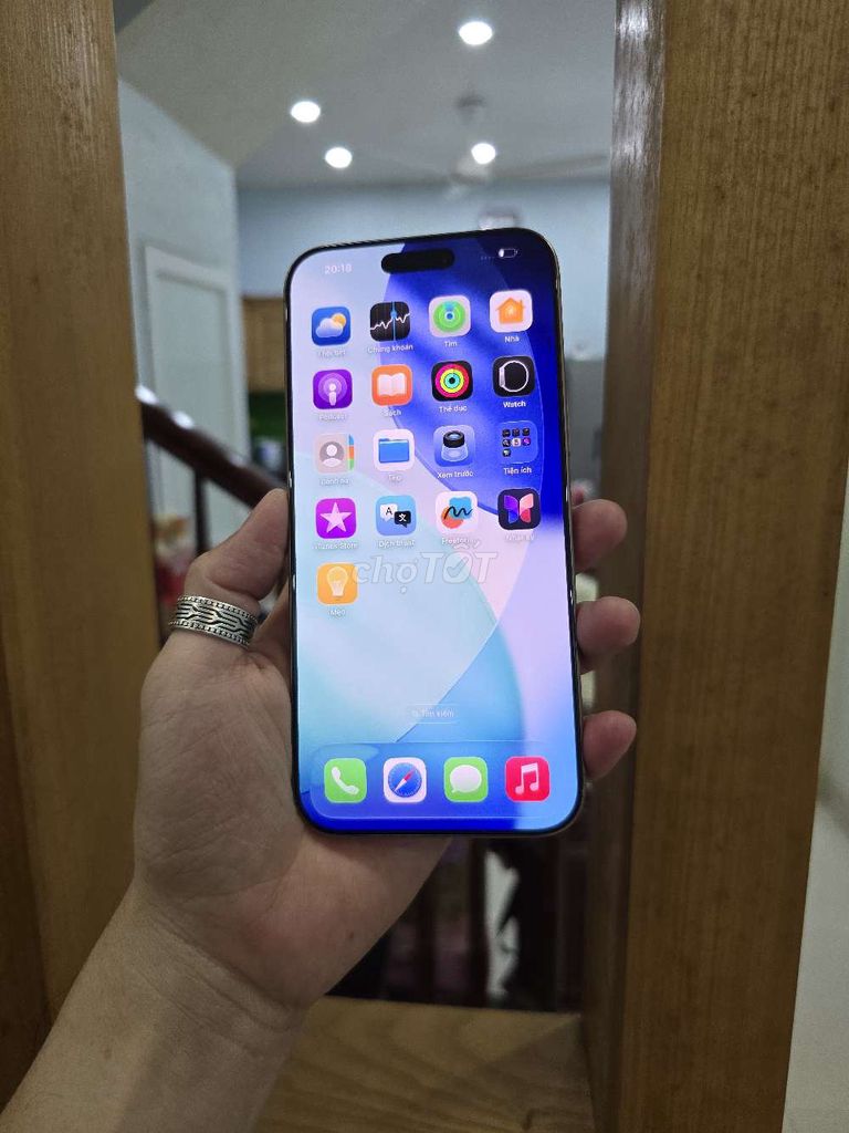 iPhone 16 Pro Max Gold (sim vật lý) bán/trao đổi. Mua bán Điện thoại tại Quận Hoàng Mai Hà Nội được đăng bởi Hoang Club hình 1