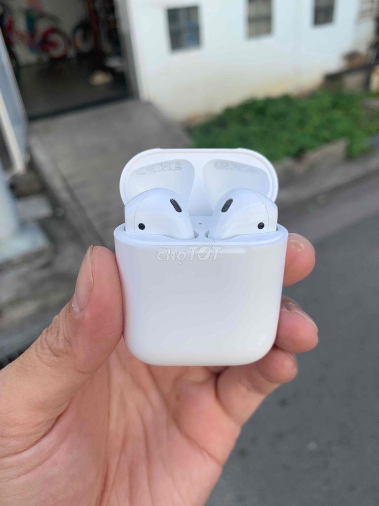 Tai nghe Apple Airpods 2 Trắng Đã sử dụng. Mua bán Tivi, Âm thanh tại Thành phố Thủ Dầu Một Bình Dương được đăng bởi Mitsubishi hình 1