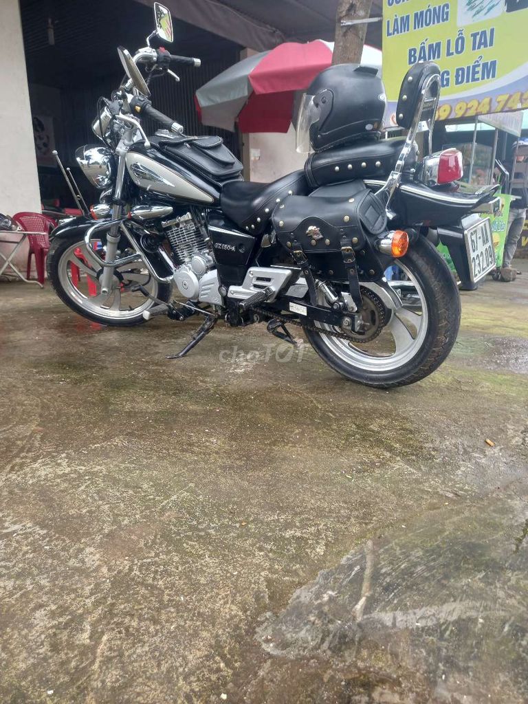Suzuki GZ 150A màu Đen. Mua bán Xe máy tại Huyện Đức Trọng Lâm Đồng được đăng bởi Hoài Luc hình 2