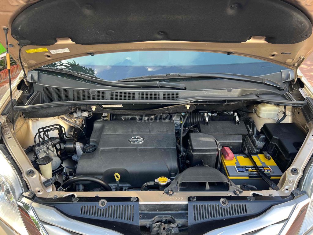 Toyota Sienna 2012 - 86000 km. Mua bán Ô tô tại Quận Ninh Kiều Cần Thơ được đăng bởi Triển Oto Xuân Khánh hình 15