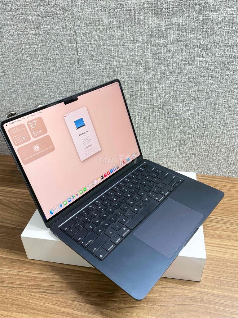 Apple MacBook Air M2 13.6 inch 16GB/256GB. Mua bán Laptop tại Quận Thanh Xuân Hà Nội được đăng bởi Ph Anh Khoa  hình 1
