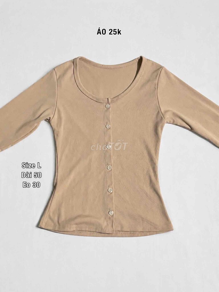Áo thun nữ Nâu be. Mua bán Quần áo tại Thị xã Bến Cát Bình Dương được đăng bởi Nguyễn Hà My hình 1