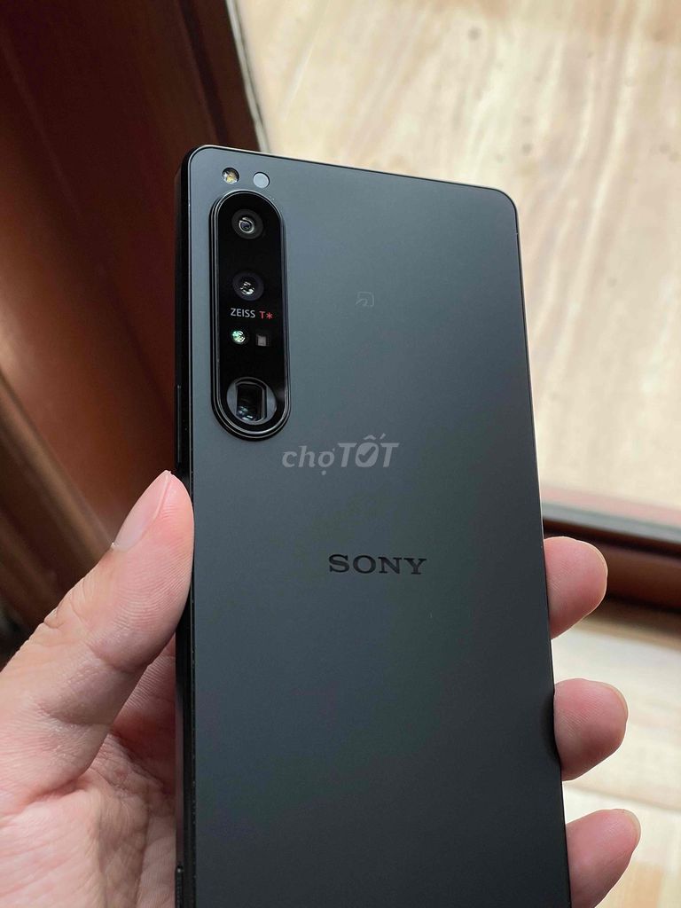 Điện thoại Sony 1mark4 Đen Màn ám nhẹ. Mua bán Điện thoại tại Huyện Mê Linh Hà Nội được đăng bởi Lưu Huy hình 1