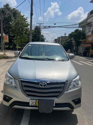 Toyota Innova 2015 Bạc