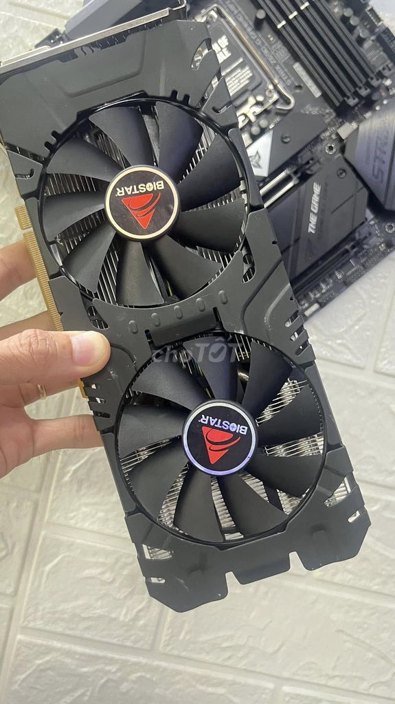 thanh lý cây VGA RX580 8GB gamer đẹp ken