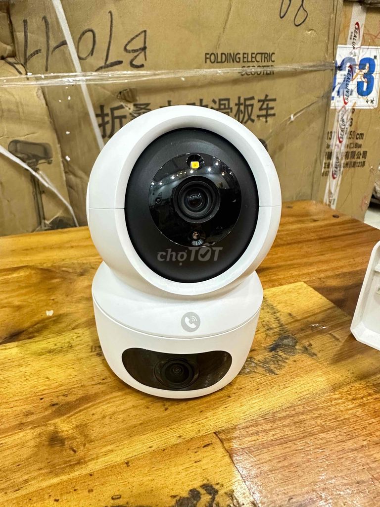 Camera WiFi EZVIZ 2 Mắt H7CDual 8MP