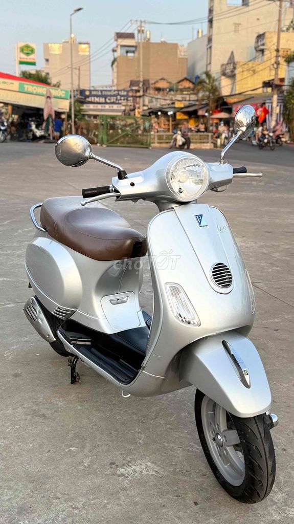 [SIÊU PHẨM]👉 vespa Fi 2012 bạc Porche-Hót 2025-ĐẸP