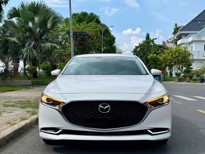 Mazda Mazda 3 Luxury 1.5L 2023 Trắng 24.500 Km