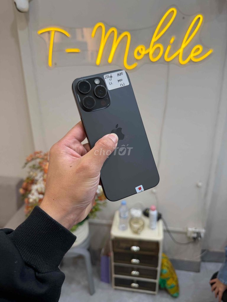 15 Promax 256Gb Quốc Tế zin full. pin zin 100%. Mua bán Điện thoại tại Quận Thanh Xuân Hà Nội được đăng bởi Ngô Tráng T Mobile hình 1