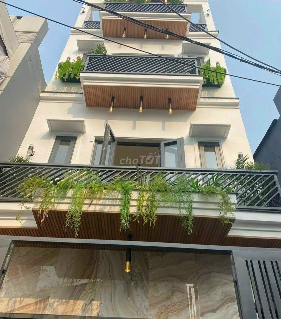 Аренда · 4 комн. · 73 м² · Quận 1, ул. Đường Trần Quang Khải