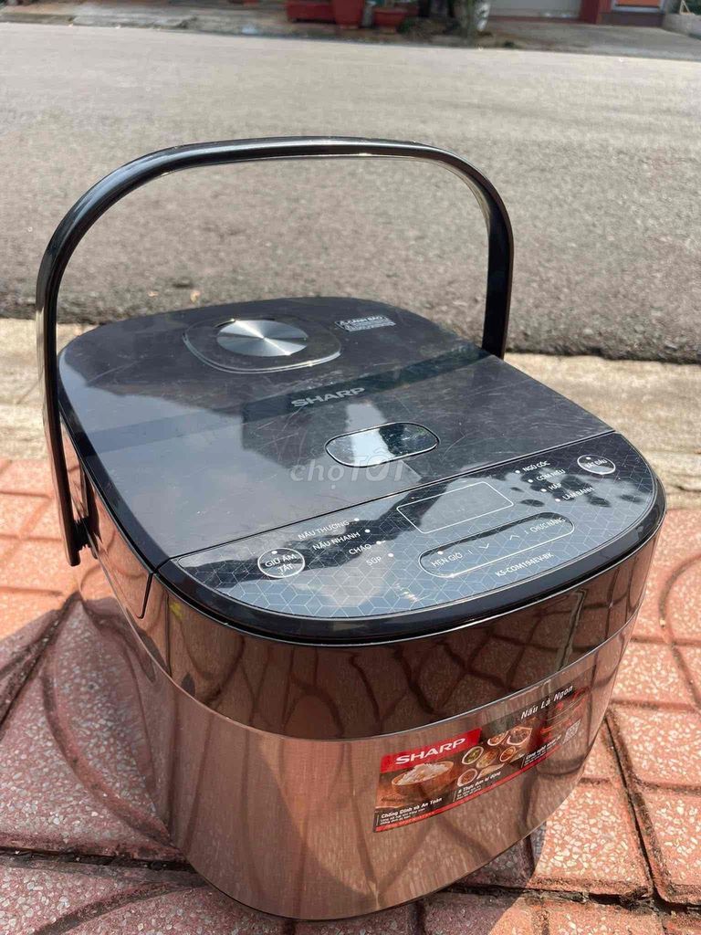 Nồi cơm điện Sharp KS-COM194EV-BK. Mua bán Bếp, lò, đồ điện nhà bếp tại Thành phố Buôn Ma Thuột Đắk Lắk được đăng bởi Nguyễn Duy hình 1