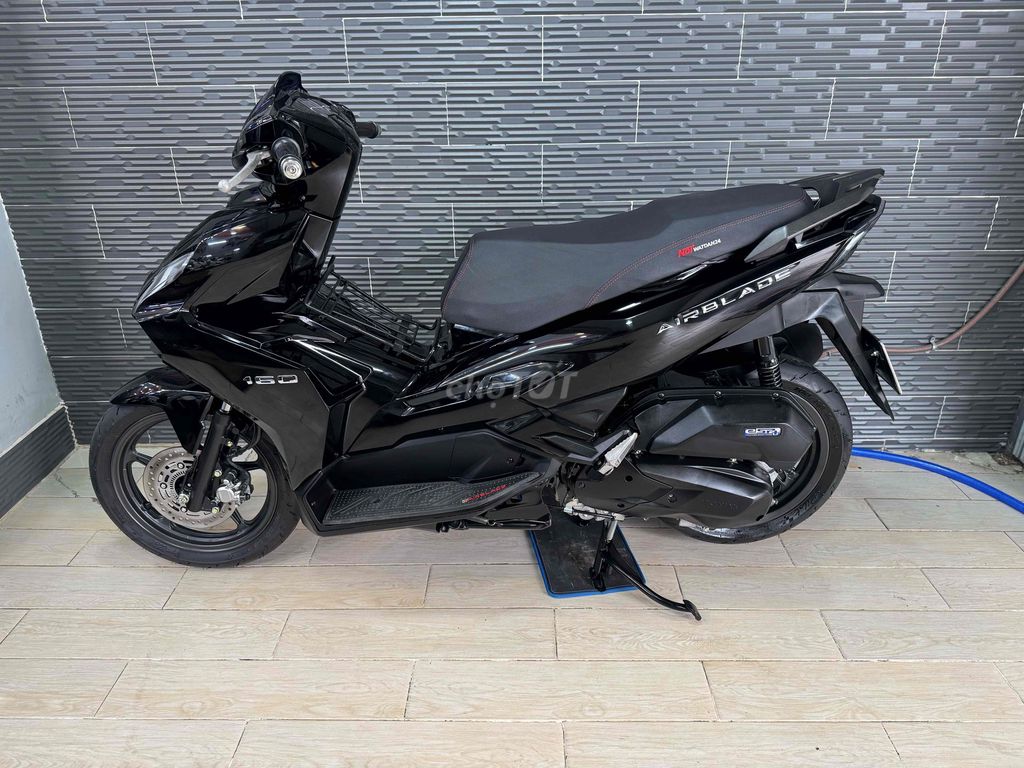 Honda AB 160 2024 Đen bóng kiễng Bstp. Mua bán Xe máy tại Quận Bình Thạnh Tp Hồ Chí Minh được đăng bởi kelwin hình 6