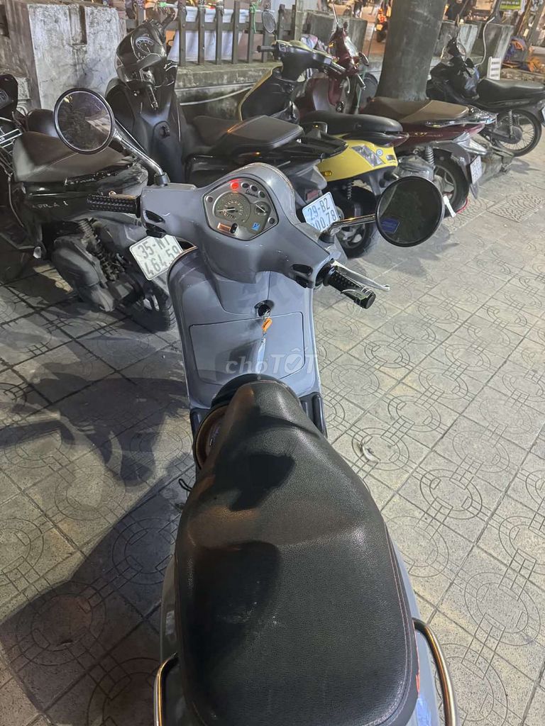 Vespa lx 125 3vie. Mua bán Xe máy tại Quận Hoàng Mai Hà Nội được đăng bởi Trịnh tuấn dũng hình 3