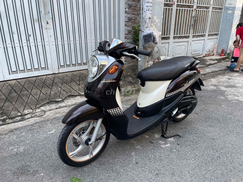 Mio Classico 2010 9chủ xe đẹp máy zin bao ngon. Mua bán Xe máy tại Quận Bình Tân Tp Hồ Chí Minh được đăng bởi Huy hình 5