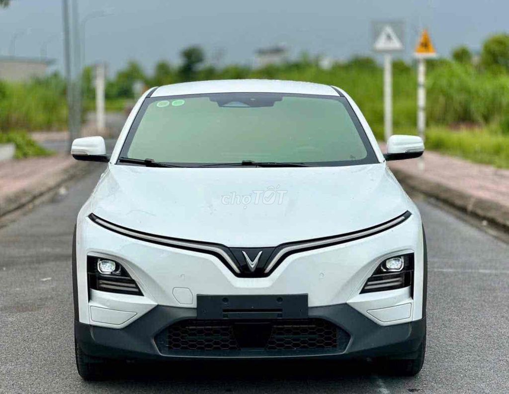 VF6 Eco Suất quà tặng đã bao gồm lăn bánh. Mua bán Ô tô tại Quận 8 Tp Hồ Chí Minh được đăng bởi Hoàng Minh Dương hình 1