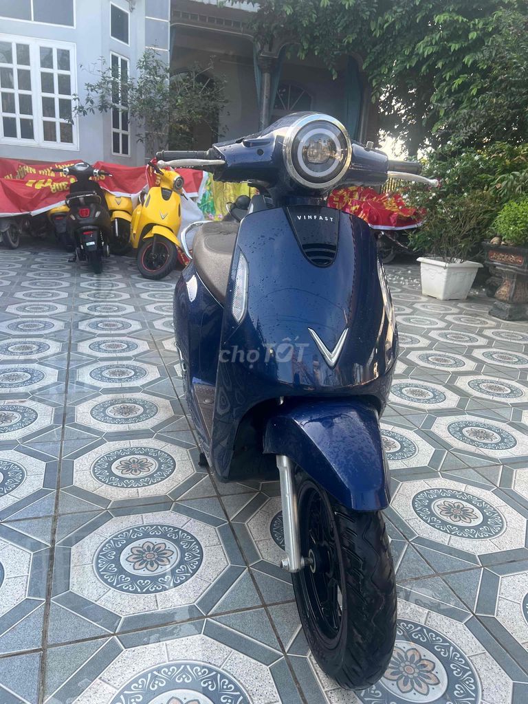 Электроскутер VinFast Evo200 Lite синий 9000 км