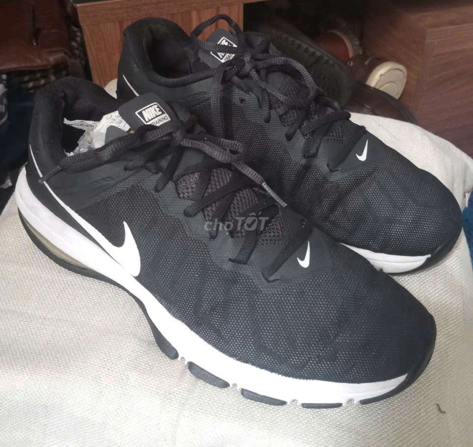 Giày thể thao Nike