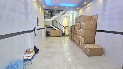 Townhouse 72 m² · 4 bed · Đường Bùi Minh Trực