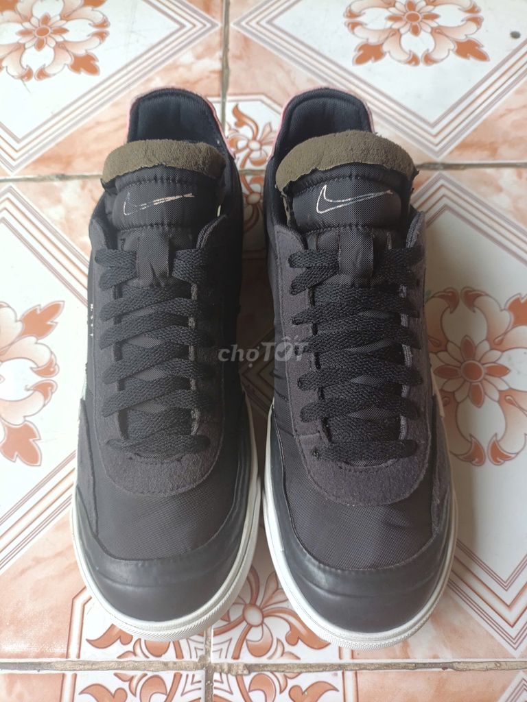 Nike Drop Type LX  AV6697-001 Size 40.5 25.5cm