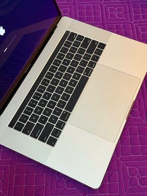 MAC PRO 2017 , CORE I7 R16/1TB , MÀN 15" TOUCHBAR. Mua bán Laptop tại Thành phố Buôn Ma Thuột Đắk Lắk được đăng bởi DỊCH VỤ CẦM ĐỒ PHÚT 89 