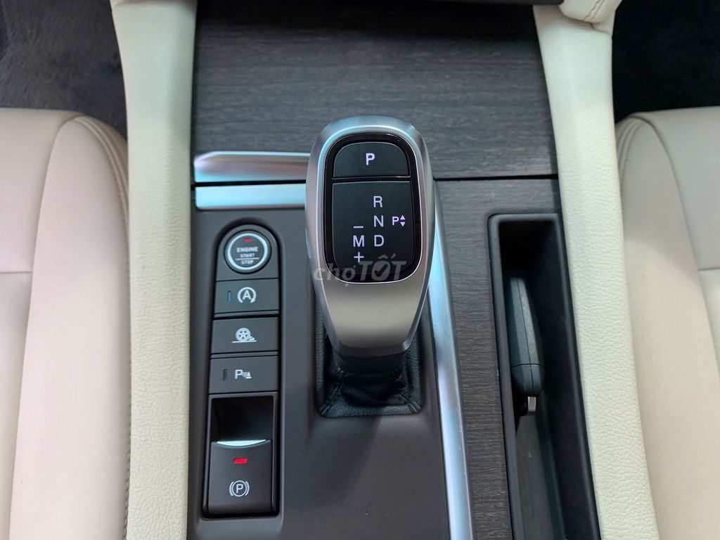 Vinfast Lux A 2.0 turbo premium sx 2020 đk 2021. Mua bán Ô tô tại Quận Long Biên Hà Nội được đăng bởi AUTO TÂN HƯNG THỊNH hình 19