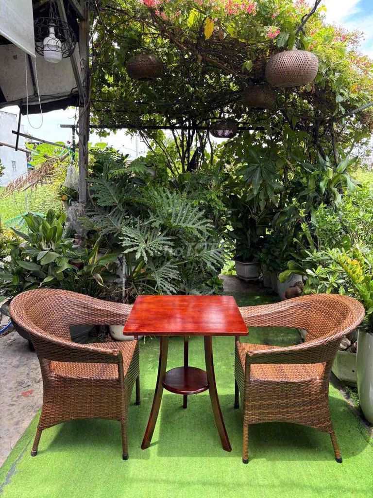 Mình cần thanh lý 2 bộ bàn ghế caffe 🔆🍀🍀. Mua bán Bàn ghế tại Huyện Bình Chánh Tp Hồ Chí Minh được đăng bởi Tú Nam hình 1