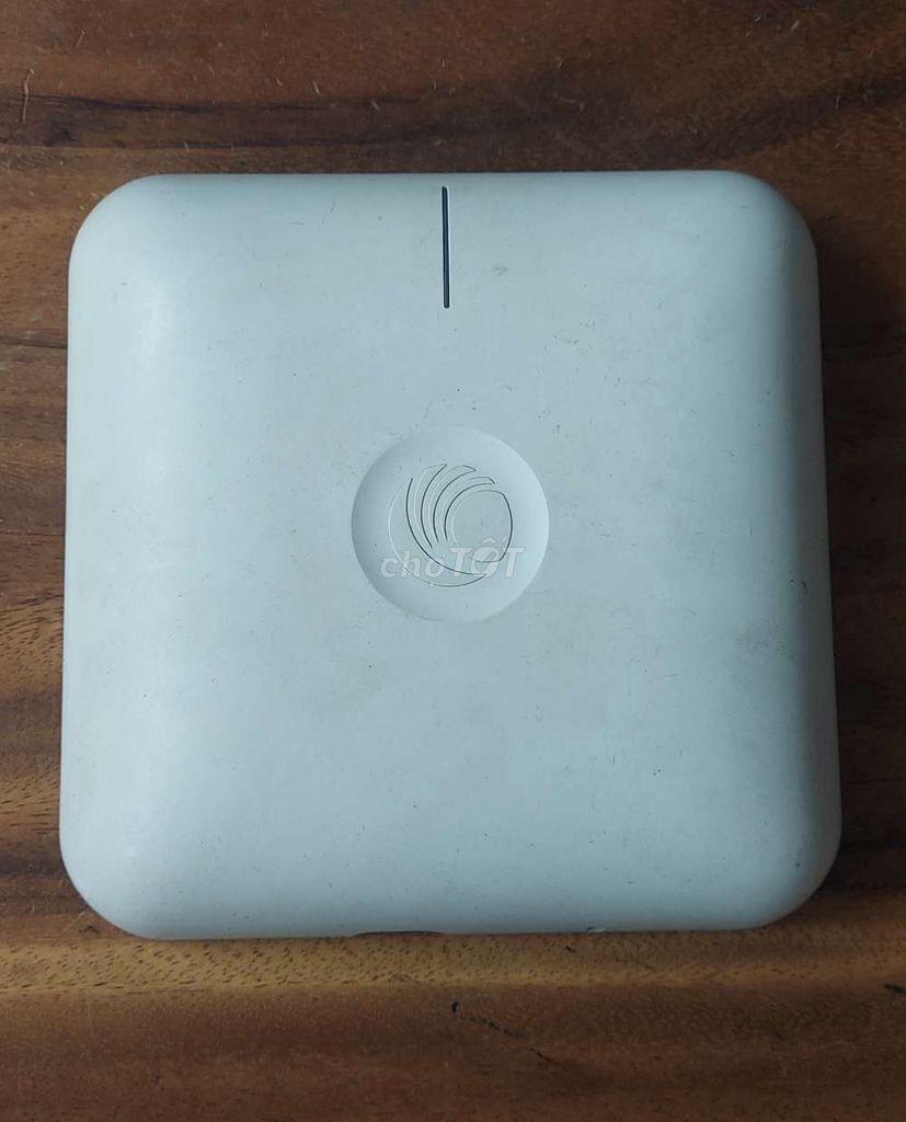 phát wifi chuyên dụng cnPilot E410.