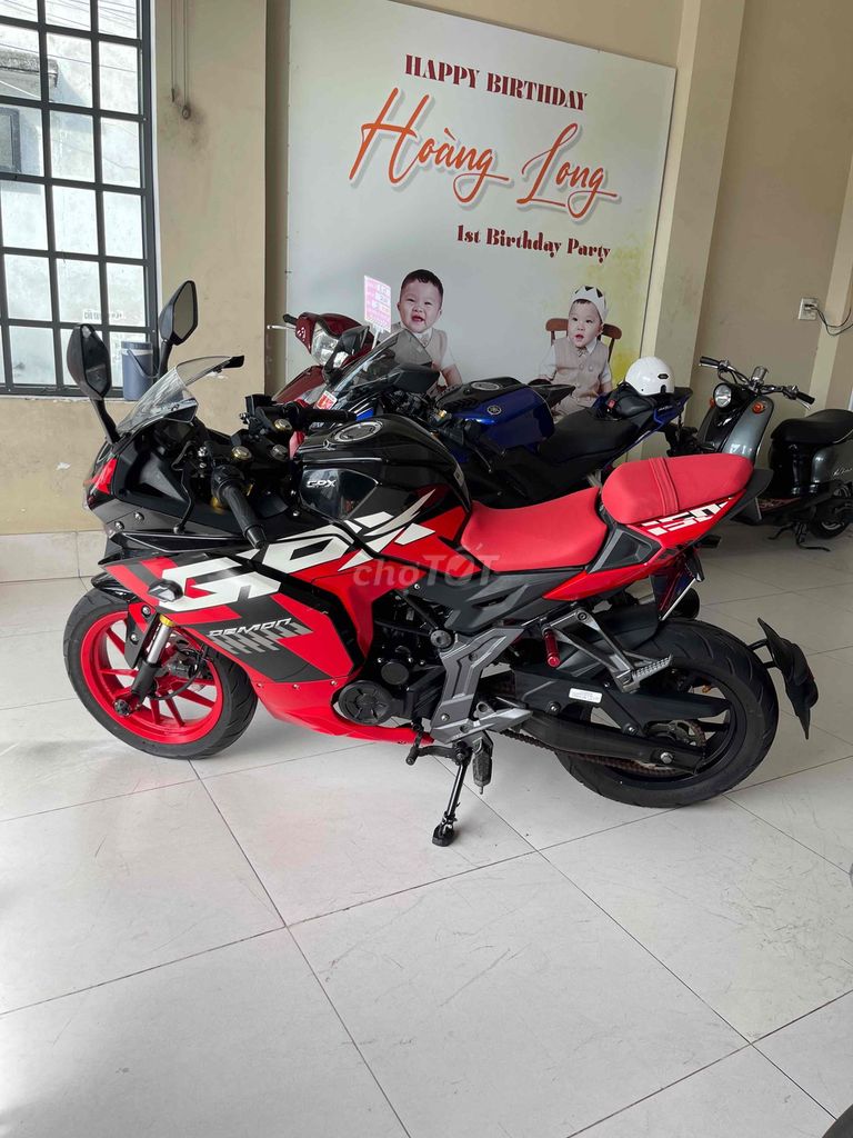 gpx demon .2022 . fi . lướt 4k km . zin nguyên bản. Mua bán Xe máy tại Thành phố Rạch Giá Kiên Giang được đăng bởi XE MÁY ÚT BÉ  hình 3