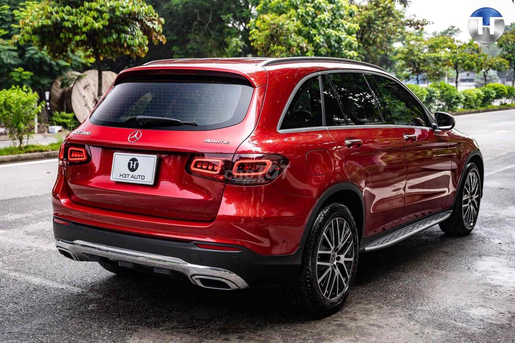 Mercedes-Benz GLC200 4Matic 2022 Đỏ. Mua bán Ô tô tại Quận Long Biên Hà Nội được đăng bởi H3T Auto Việt Nam hình 2