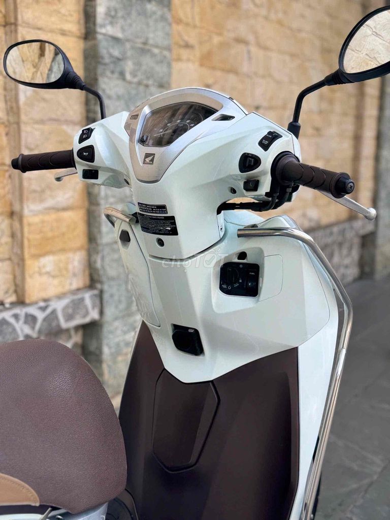 Lead 125fi đèn led  khoá smartkey cuối 2019 , 1chu. Mua bán Xe máy tại Quận Cầu Giấy Hà Nội được đăng bởi nguyễn bích thuỷ hình 4