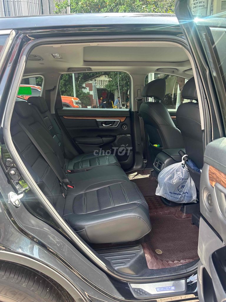 Honda CR V L-Sensing Sx 12/2022 Odo 19.000 km Lướt. Mua bán Ô tô tại Quận 8 Tp Hồ Chí Minh được đăng bởi Hiếu Trần hình 13