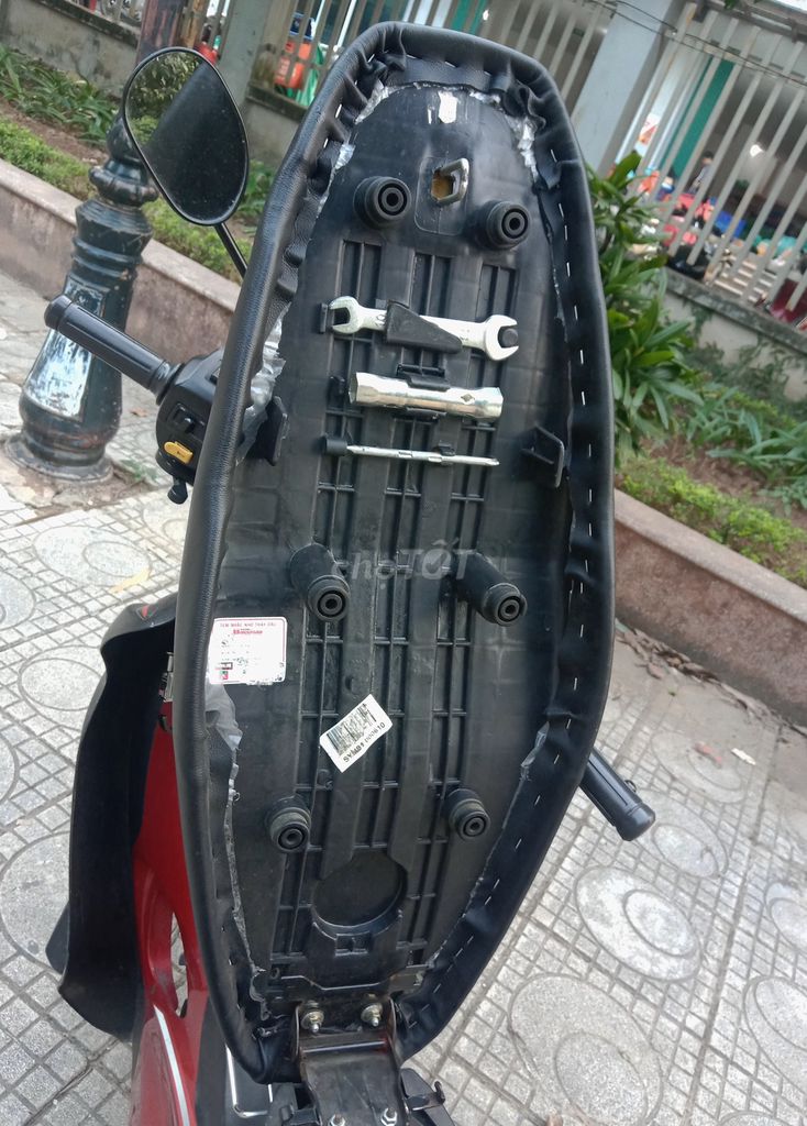 Xe máy 50cc chính chủ Quận Ba Đình -HN. Mua bán Xe máy tại Quận Ba Đình Hà Nội được đăng bởi Nguyen hq hình 3