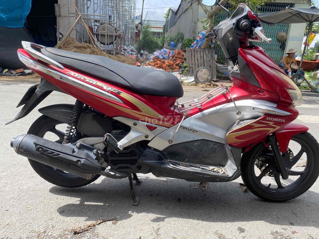 ab fi 2010 máy zin êm. dàn chân đẹp. áo hơi bèo. Mua bán Xe máy tại Huyện Lấp Vò Đồng Tháp được đăng bởi Nhẫn hình 2