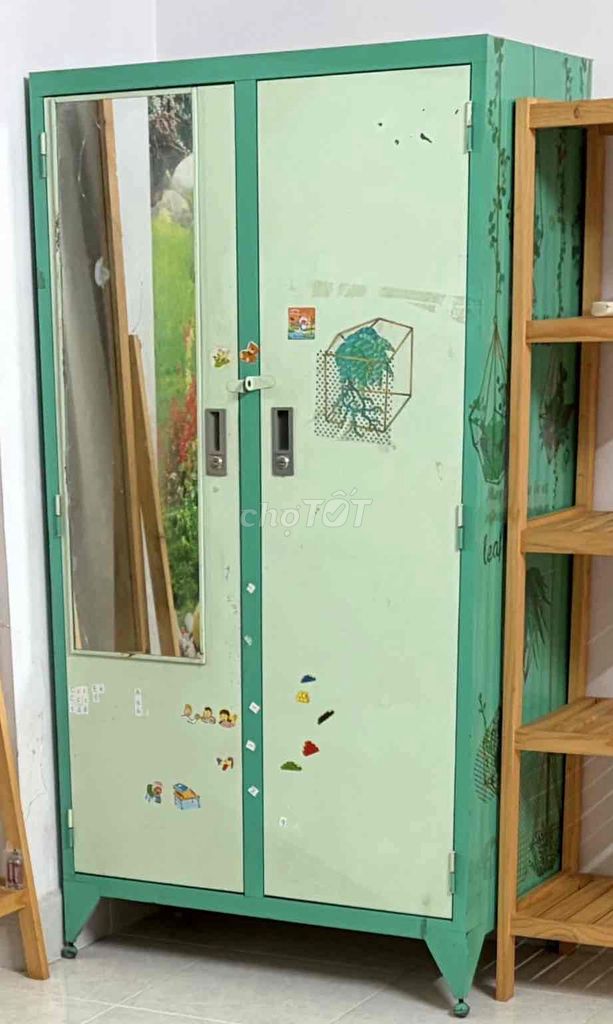 Tủ quần áo nhôm xanh lá có gương. Mua bán Tủ, kệ gia đình tại Quận Phú Nhuận Tp Hồ Chí Minh được đăng bởi Huong hình 1