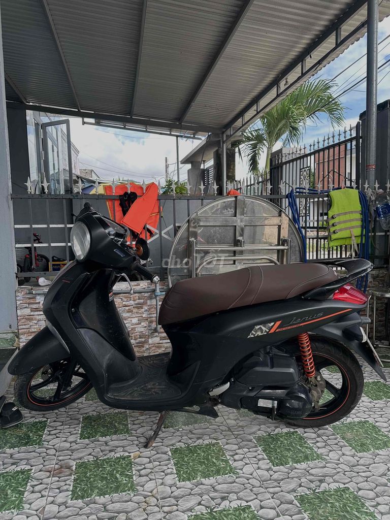 E ĐỔI XE NÊn DƯ JANUS 2019 KHOÁ GA. Mua bán Xe máy tại Quận Liên Chiểu Đà Nẵng được đăng bởi MiSa hình 3