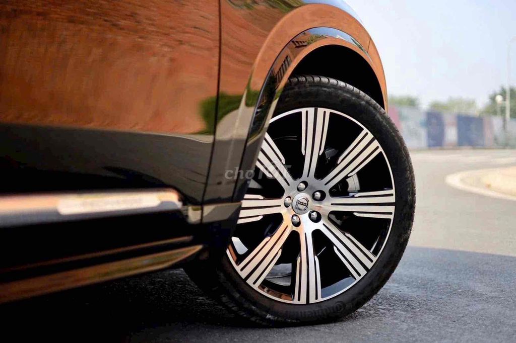Volvo XC90 Plug-in Hybrid Giảm Giá Khủng Cuối Năm. Mua bán Ô tô tại Quận 7 Tp Hồ Chí Minh được đăng bởi Volvo Phú Mỹ Hưng hình 4