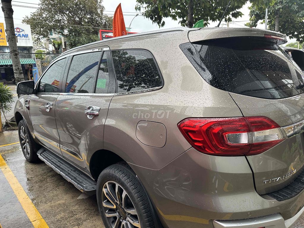 Ford Everest Titanium 2019 4x4, bảo hành 2026. Mua bán Ô tô tại Quận Tân Phú Tp Hồ Chí Minh được đăng bởi Đức hình 4