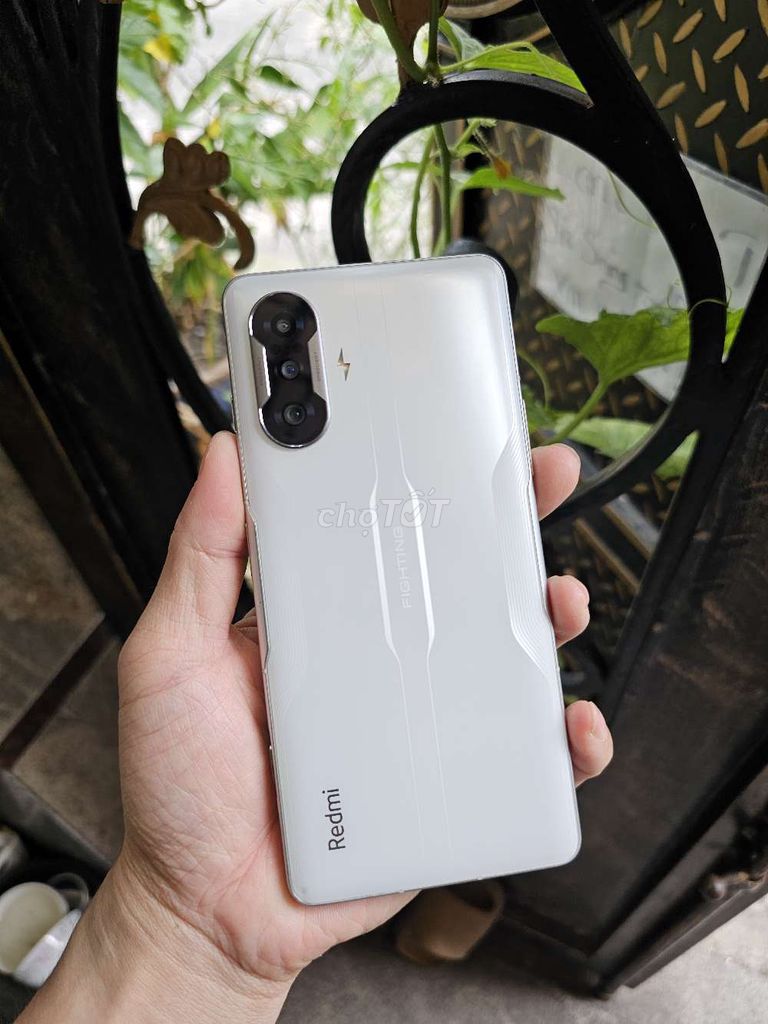 XIAOMI REDMI K40 GAMING TRẮNG 12G ZIN GAME KHỎE