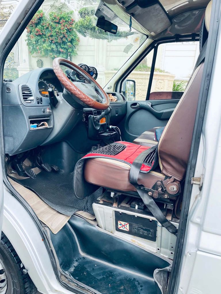 Mercedes-Benz Sprinter, серебристый фургон