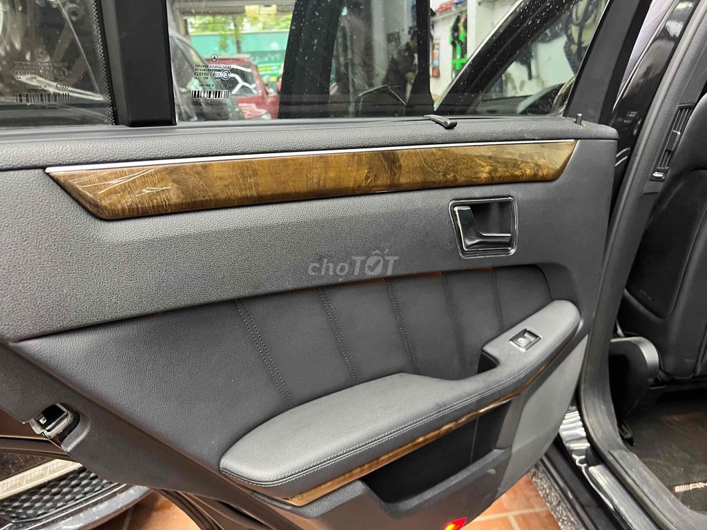 Mercedes Benz E Class 2009 E300 - 12968 km. Mua bán Ô tô tại Quận Thanh Xuân Hà Nội được đăng bởi Đỗ Duy Cảnh hình 10