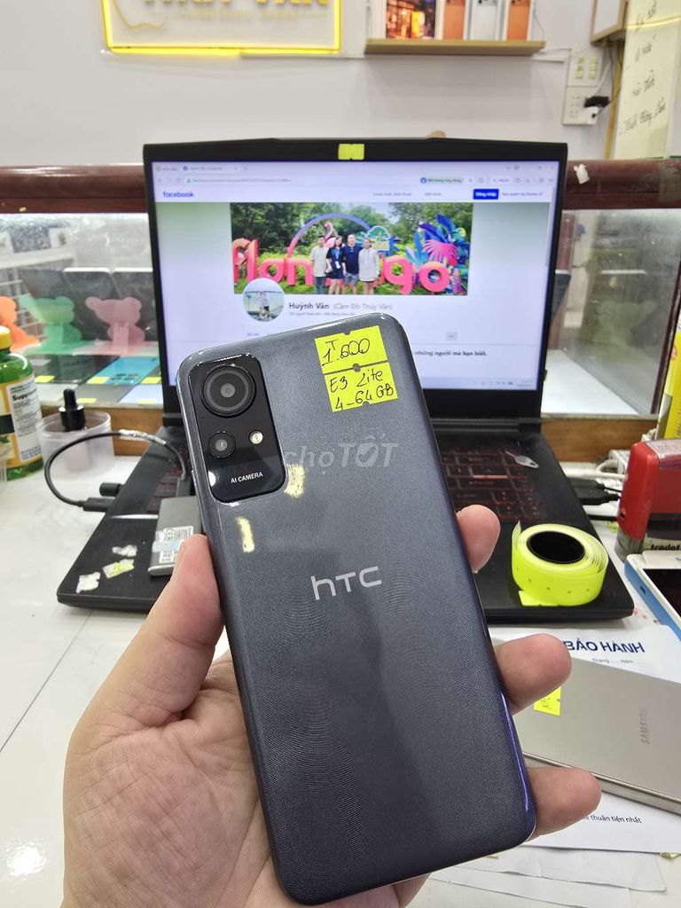 HTC E3 Lite 4GB 64GB . Mua bán Điện thoại tại Thành phố Long Xuyên An Giang được đăng bởi Facebook Cầm Đồ Thúy Vân hình 1