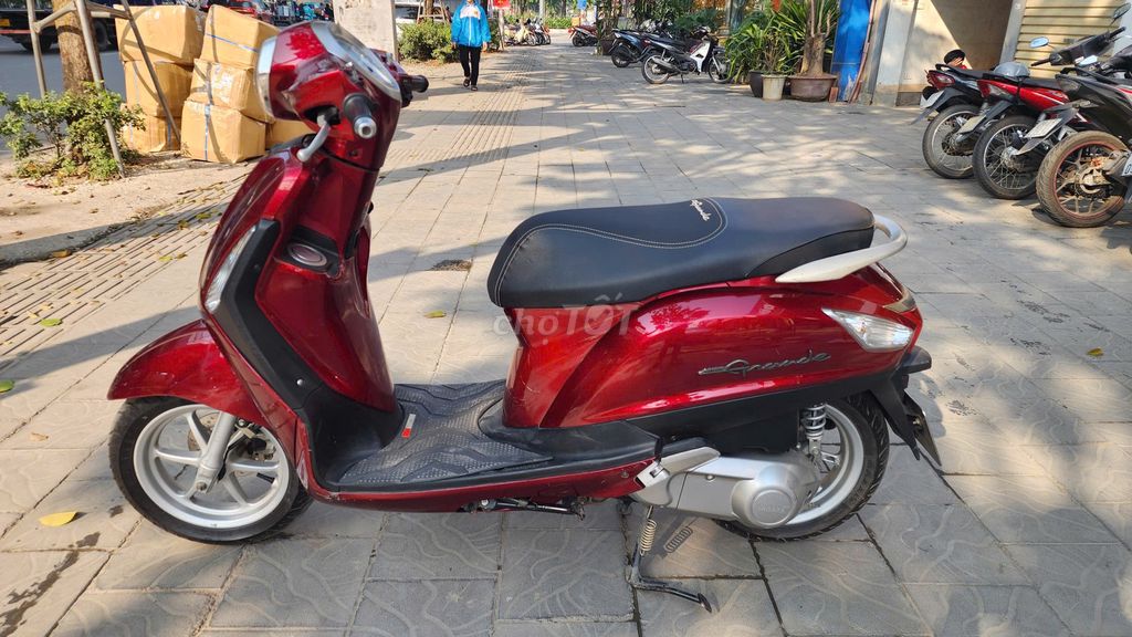 Yamaha Grand Filano Đỏ. Mua bán Xe máy tại Quận Cầu Giấy Hà Nội được đăng bởi iMotorbike Hà Nội hình 3